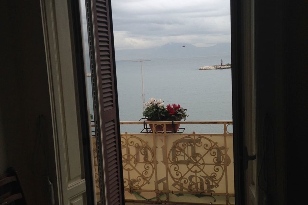 La Dimora Dei Baroni Bed & Breakfast Naples Exterior photo